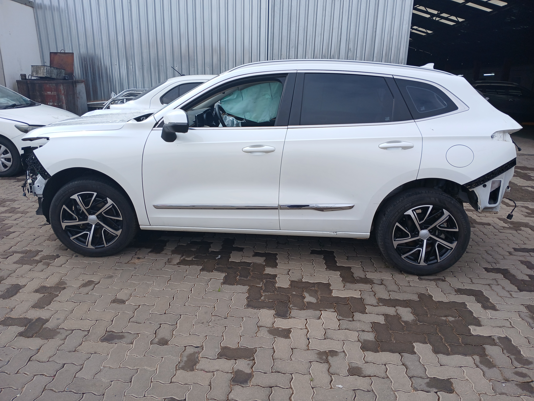 Damaged Haval Jolion