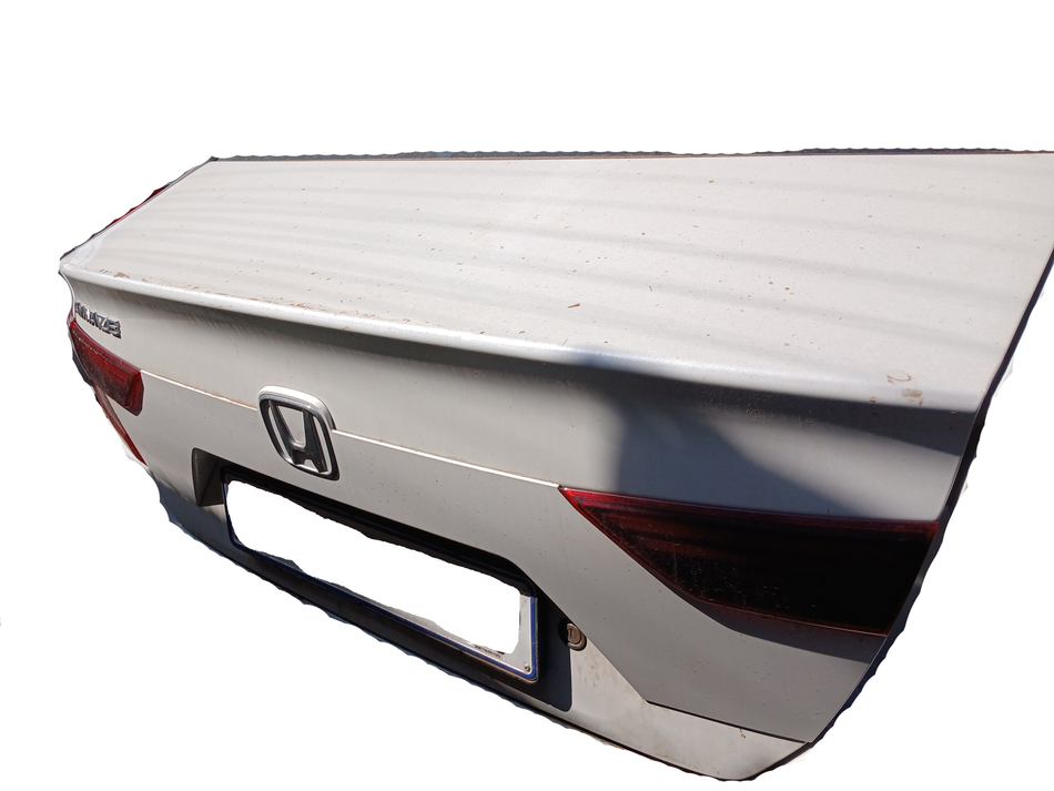 Used Honda Amaze 2024 Comfort tail gate