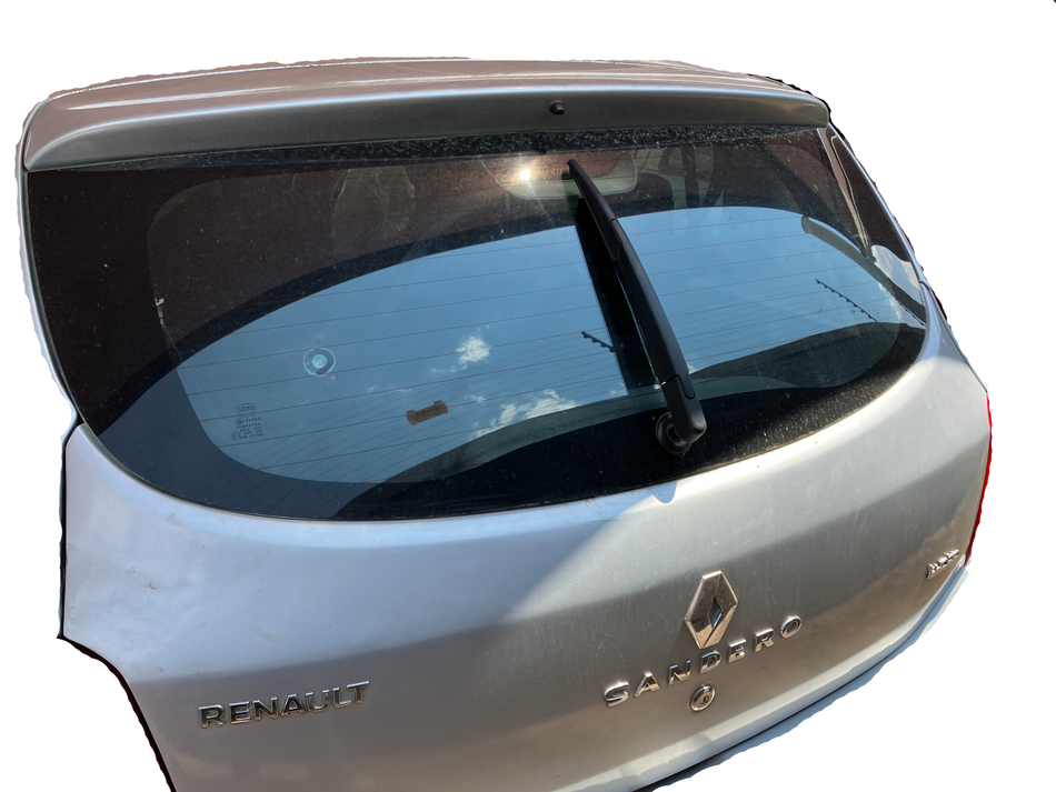 Used Renault Sandero 2017 tail gate