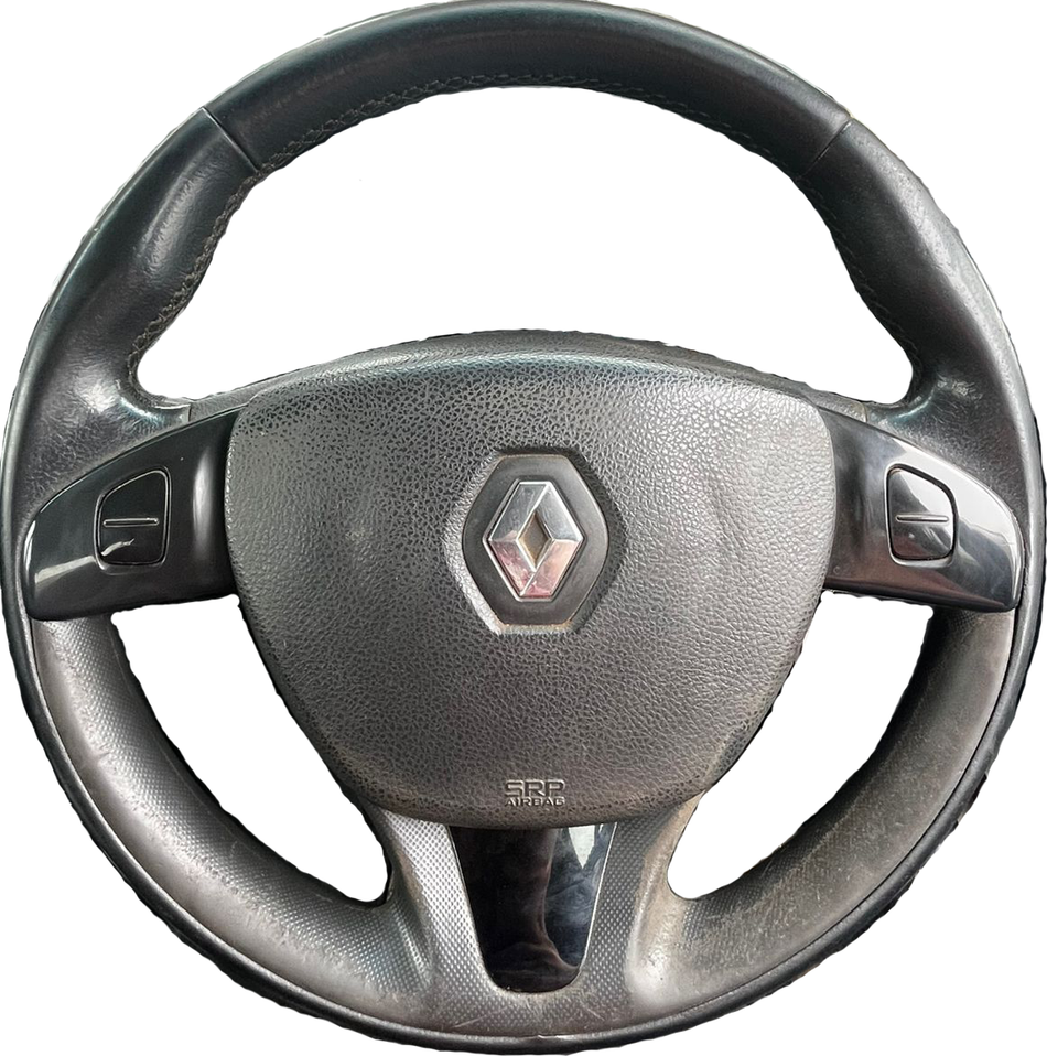 Used Renault Sandero 2017 Stepway steering wheel